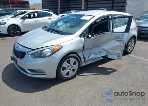 2016 Kia Forte Lx из США, поврежденный, VIN KNAFK5A82G5636936